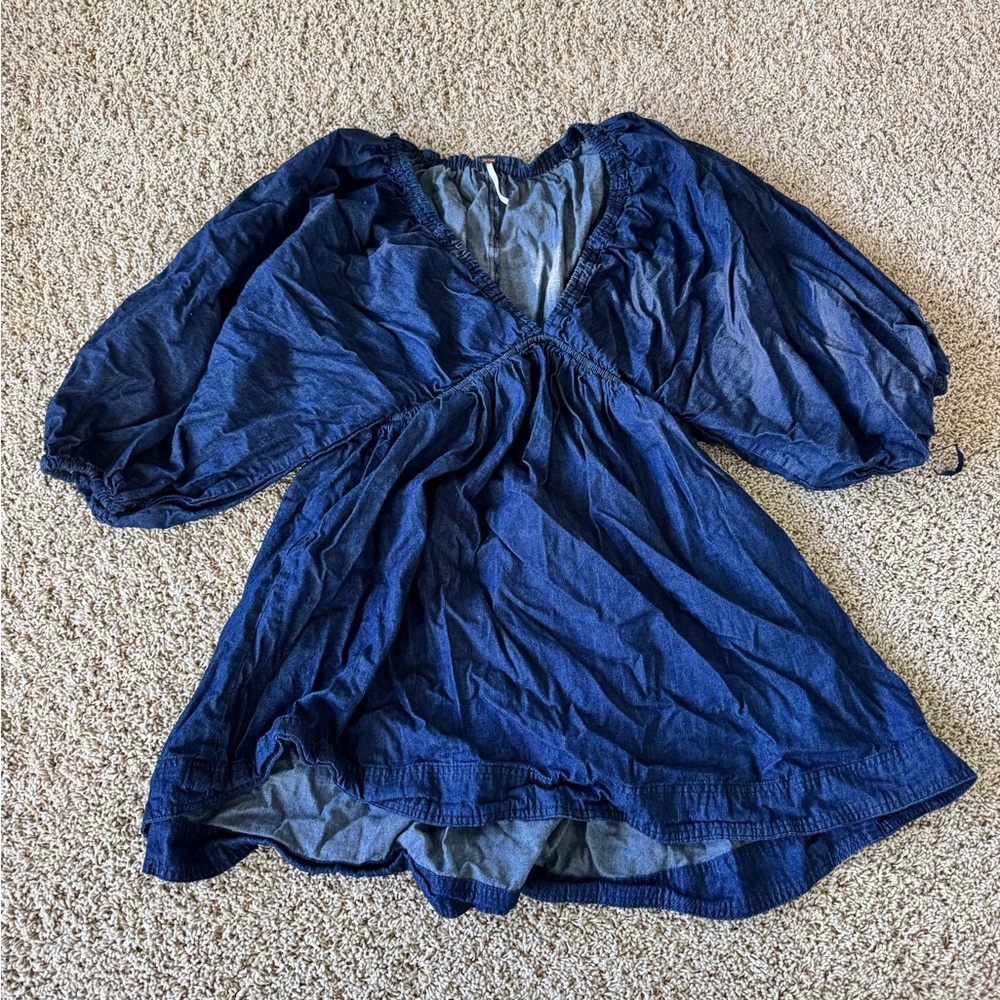 Blue V-Neck flowy Dress with Puff Sleeves